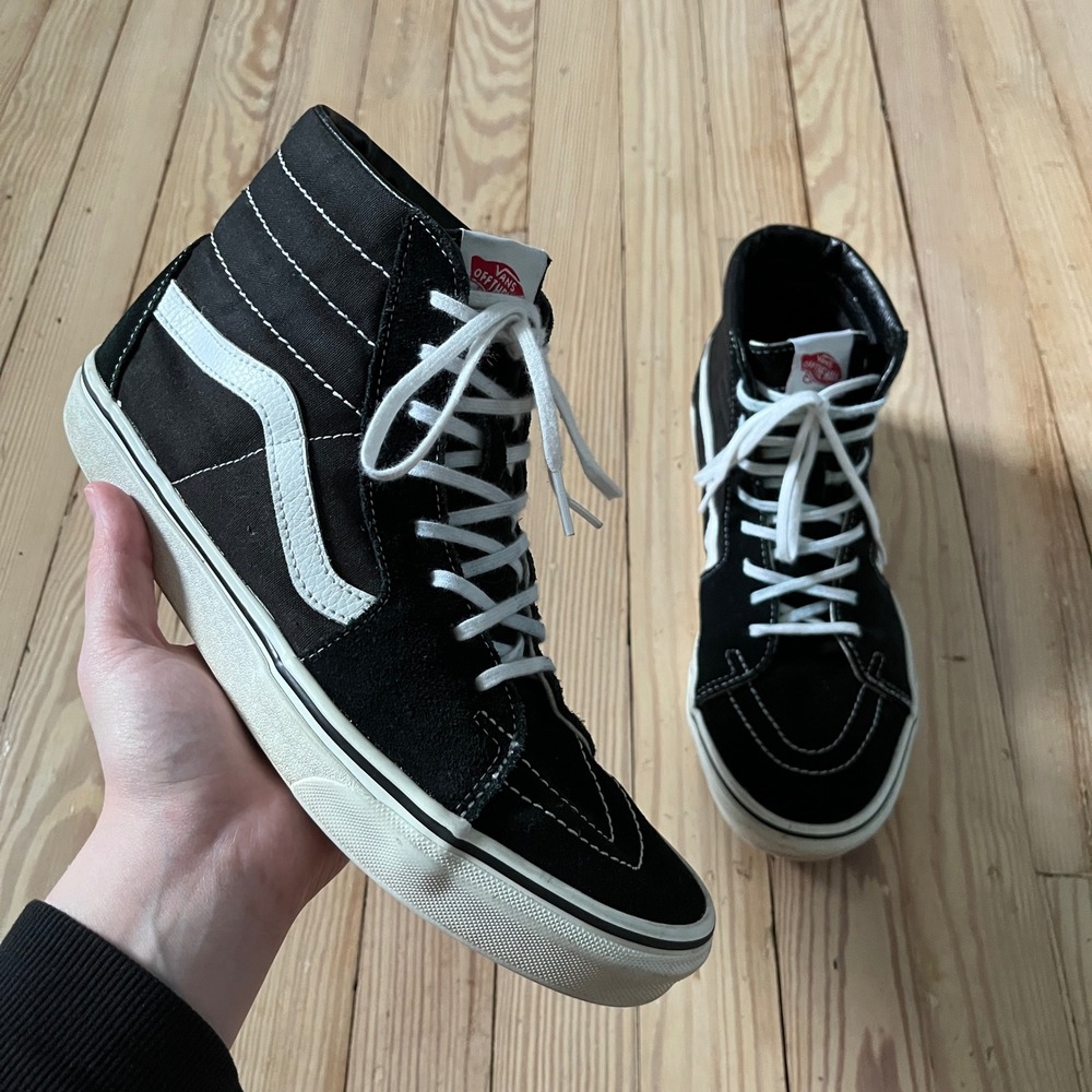 Vans Sk8-Hi Sneaker Mens 9.5 Womens 11 Black White High Top Suede Canvas Skate